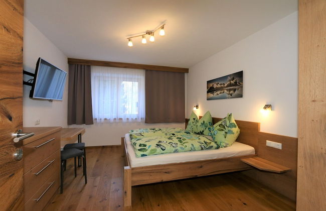 High-quality Holiday Apartment in Oberkrimml Near Waterfalls - Photo 13