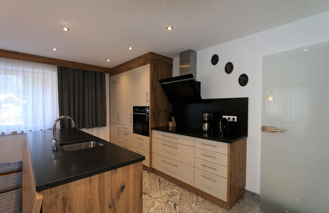 High-quality Holiday Apartment in Oberkrimml Near Waterfalls - Foto 12