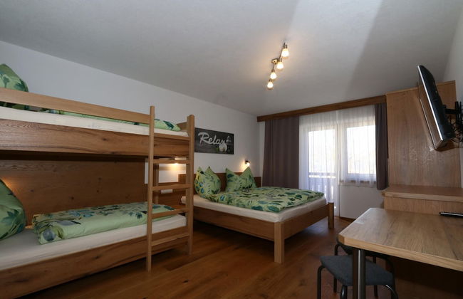 High-quality Holiday Apartment in Oberkrimml Near Waterfalls - Foto 8
