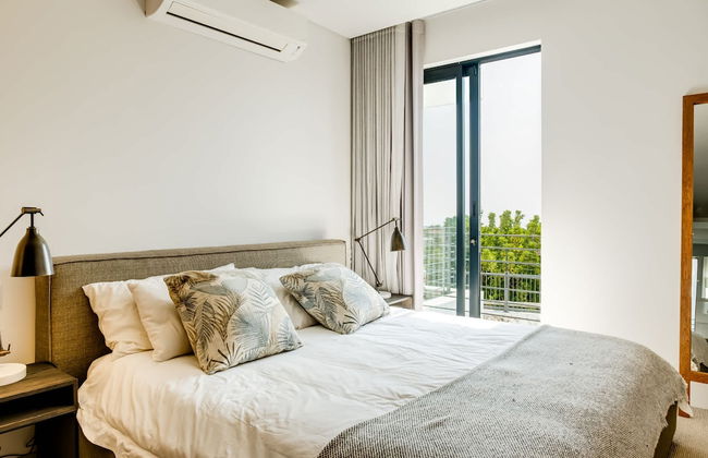 Gorgeous Sea Point Apartment With Rooftop Pool at Mirabel - Foto 11