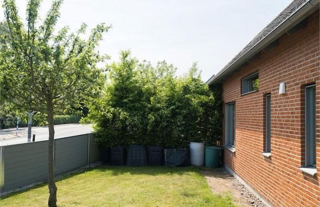 5-bed-rooms House With Jacuzzi, Free Parking, and 2 Toilets-bath in Malmö - Foto 19