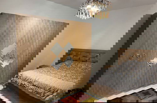 Photo 2 - Modern Casual Apartment