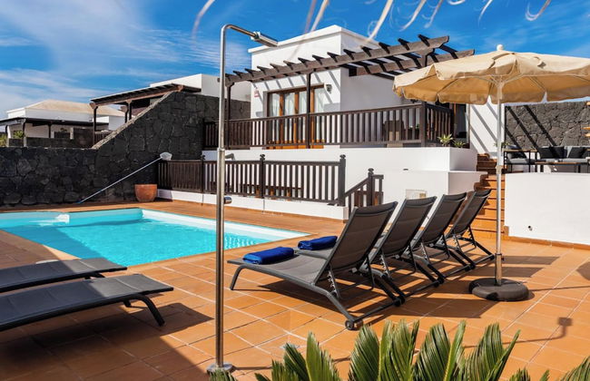 4 Bed Villa - Heated Pool, Pool Table, Bbq, Patio - Foto 1