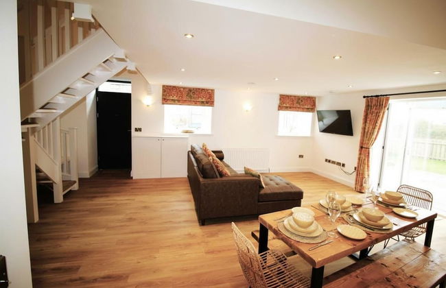 1 Bed Cottage - Plus Sofa Bed - Sleeps 4 - Pets - Foto 24