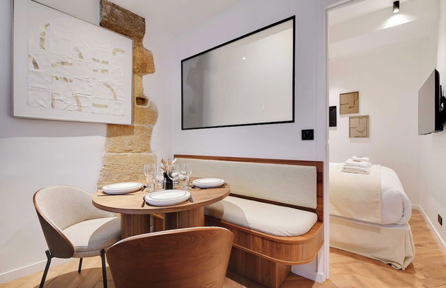 Elegant Comfort in the Heart of Paris-notre Dame - Foto 1