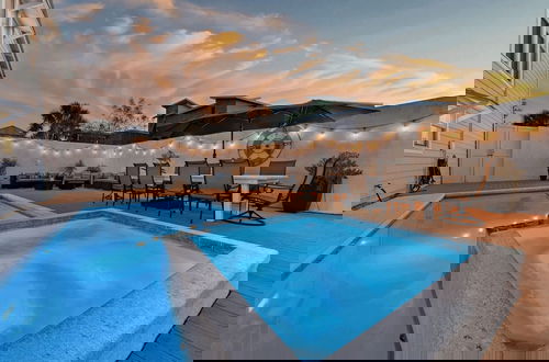 Foto 4 - Walk to Blue Mountain Beach, Private Pool, Hot Tub 30A Sea-renity by Avantstay