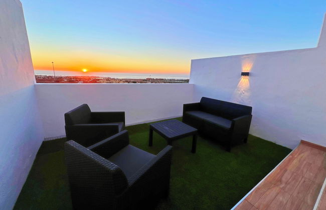 Sea View Bungalow with Communal Pool - Foto 42