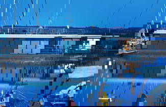 Photo 1 - Hausboot in Boltenhagen