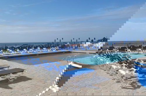 Foto 18 - Bluewater Resort 512