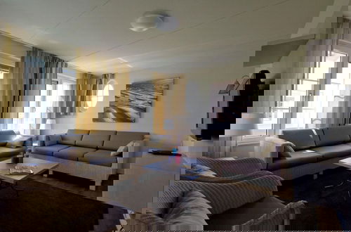 Foto 3 - Comfortable Villa With Infrared Sauna