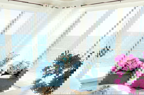 Foto 9 - Seaside Serenity: Elegant Beachfront Escape