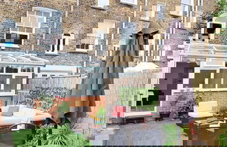 Foto 1 - Tower Bridge Property