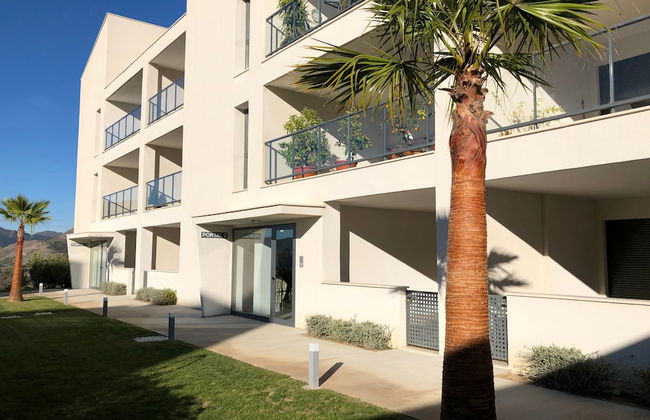 Apartment - Sleeps 4 - Parking - Garden - Pool - Foto 27