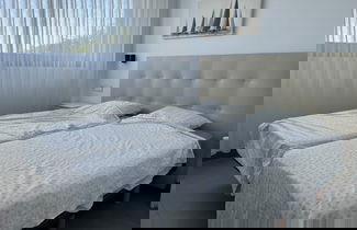 Foto 3 - Apartment - Sleeps 4 - Parking - Garden - Pool