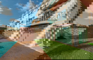 Foto 3 - Pool Cinema Villa by Vacationy