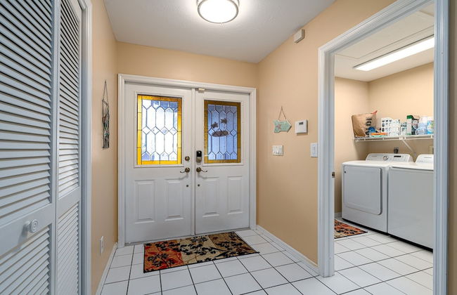 Private Pool Home ~ Just Miles From Sanibel And Fort Myers Beach ~ 3 Bedroom Home by RedAwning - Foto 19