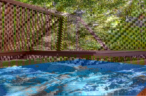 Foto 6 - Er3 - Best Of Both Worlds -great Location-close To Town 4 Bedroom Cabin by RedAwning