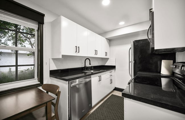 Escape to This Gorgeous new Wilton Manors Villa - Foto 29
