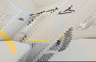 Foto 3 - New The Yellow Beacon-luxury Shipping Container