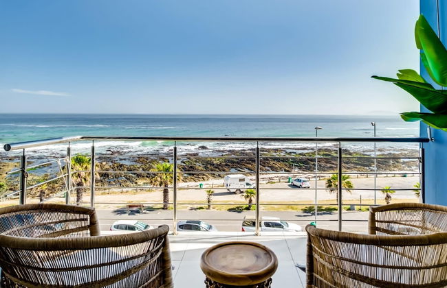 Uninterrupted Ocean Views in Mouille Point Atlantic Vistas - Foto 11