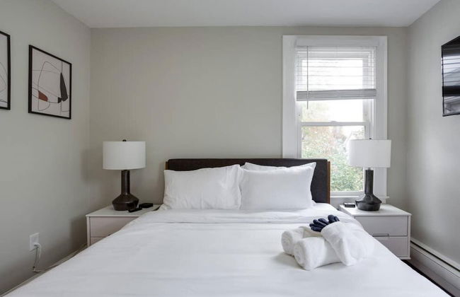 Pet Friendly 3BR Arlington Close to Metro Fast Wifi - Photo 10