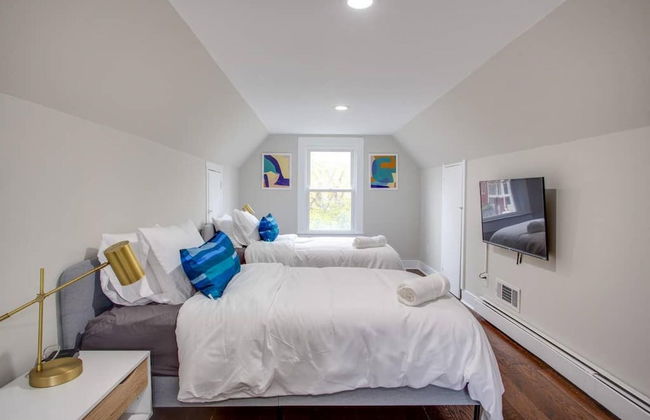 Pet Friendly 3BR Arlington Close to Metro Fast Wifi - Photo 4