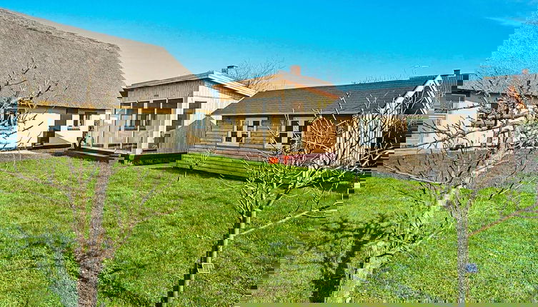 Foto 1 - 4 Person Holiday Home in Bagenkop