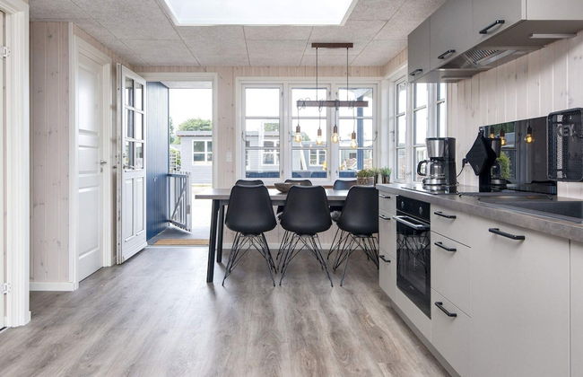 6 Person Holiday Home in Bjert - Photo 10