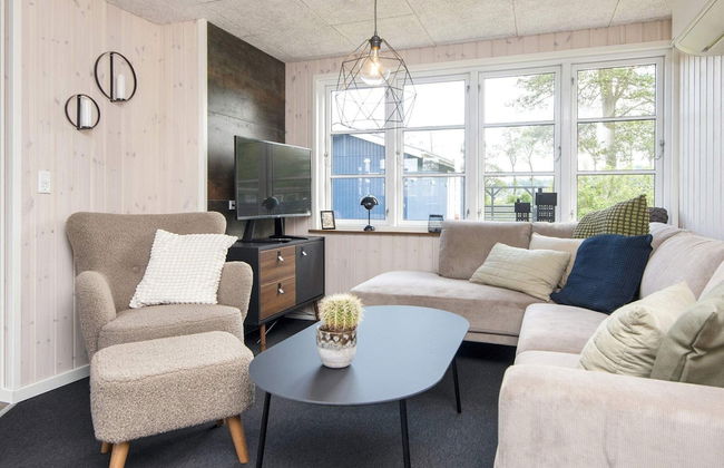 6 Person Holiday Home in Bjert - Photo 13