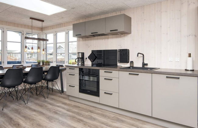 6 Person Holiday Home in Bjert - Photo 8
