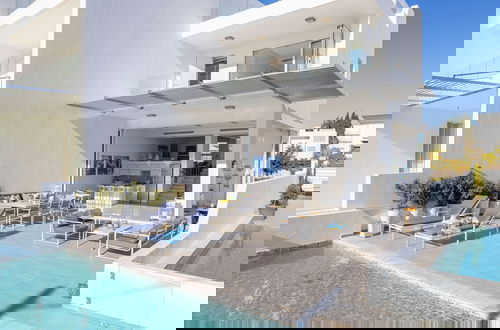Foto 4 - Protaras Elaia Luxury Seafront Villa