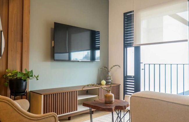 w Spectacular 2BR With Balcony in Miraflores - Foto 1