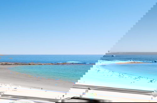 Foto 30 - Beautiful Holiday Apartment Overlooking the Beach Modoco