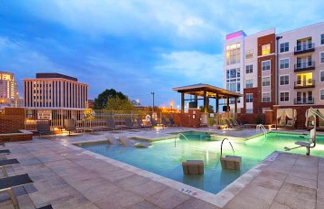 ASK FOR Discount-2br Historic Brick Getaway Wifi - Foto 1