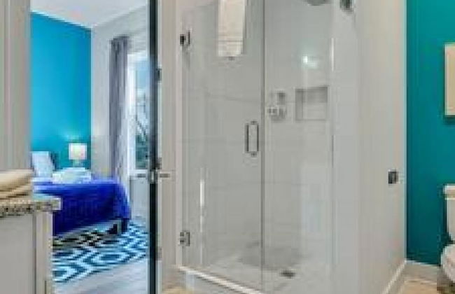 NEW Pink Howdy Oasis 13 Beds Rooftop View Parking - Foto 29