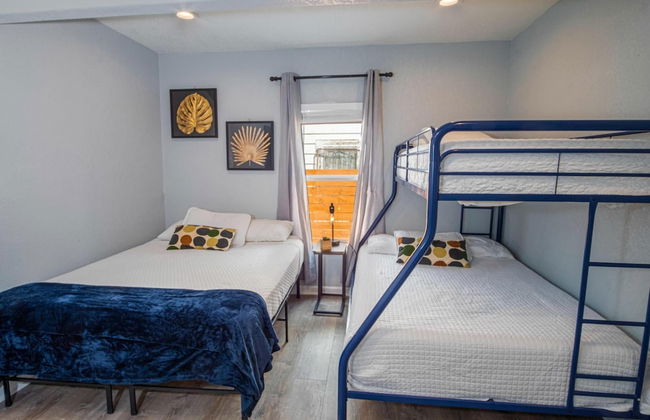 Charming 3BR 1BA Close to Vibrant Downtown - Foto 6