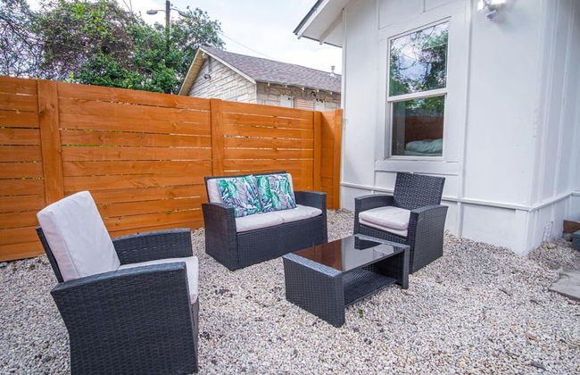 Charming 3BR 1BA Close to Vibrant Downtown - Foto 24
