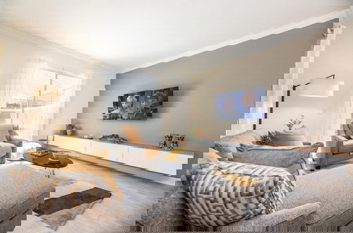 Foto 2 - Modern Villa-themed Bedrooms Private Pool Prime Location