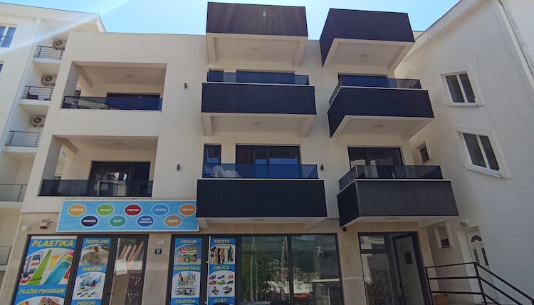 Foto 1 - Lux Apartmani Djukic