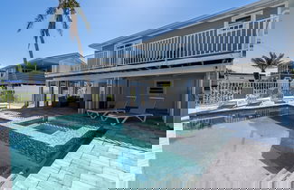 Foto 1 - Welcome To Ostego Beach Vacation Rental - 253 Ostego 4 Bedroom Home by RedAwning