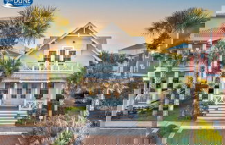 Photo 1 - Luxurious 