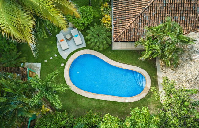 Tropical Retreat - Private Pool, Steps To Beach 2 Bedroom Villa by RedAwning - Foto 15