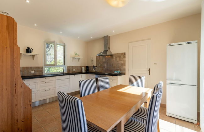 Villa in Montbrun With Pool and Mountain Views - Foto 10