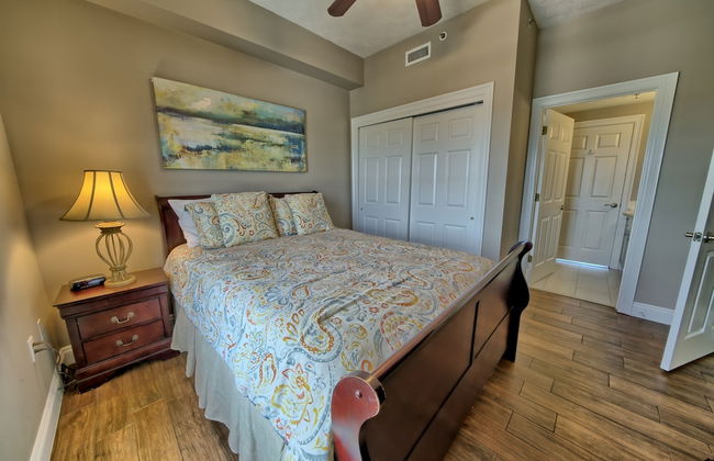 Pleasant Oceanfront Condo with Large Balcony and Beach Access - Unit 1605 by RedAwning - Photo 7