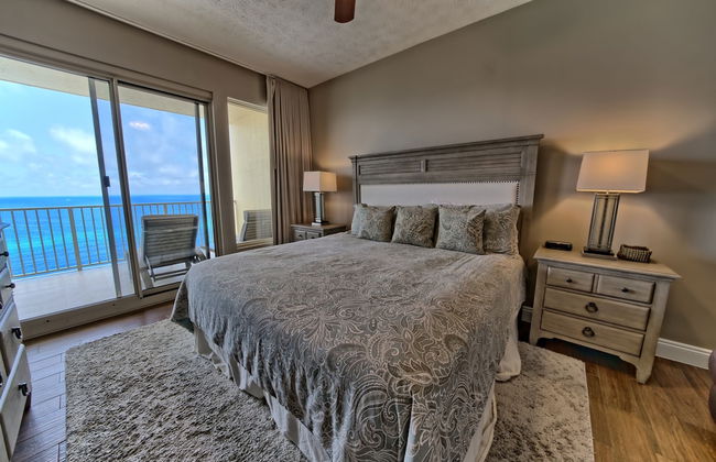 Pleasant Oceanfront Condo with Large Balcony and Beach Access - Unit 1605 by RedAwning - Photo 5