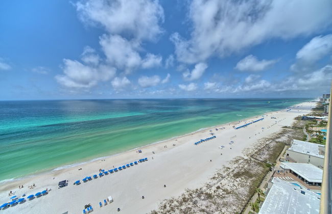 Pleasant Oceanfront Condo with Large Balcony and Beach Access - Unit 1605 by RedAwning - Photo 42