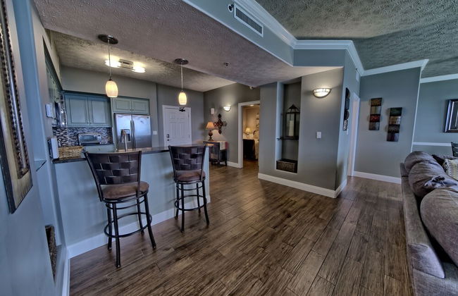 Pleasant Oceanfront Condo with Large Balcony and Beach Access - Unit 1605 by RedAwning - Photo 29