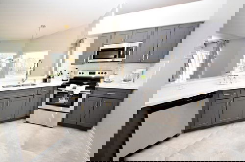 Photo 19 - Greater Groves - 5 Bedrooms House w/pool-5202GG Home by RedAwning