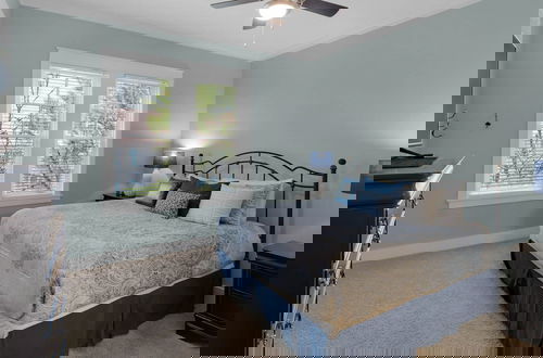 Foto 9 - Seagrove 5 Bedroom - Deeded Beach - Elevator - Community Pool - Sleeps 12!