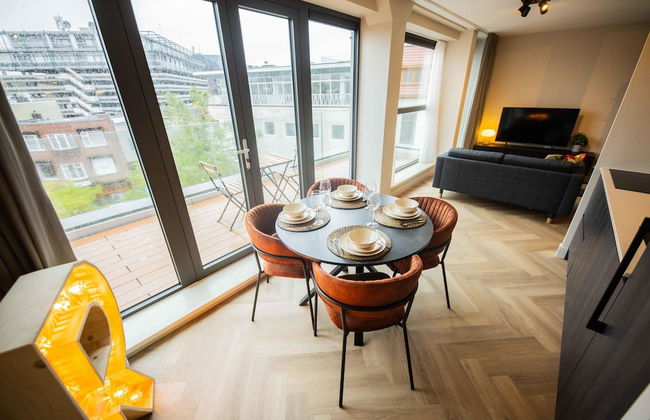 Studio Serviced Apartments With City View - Photo 41